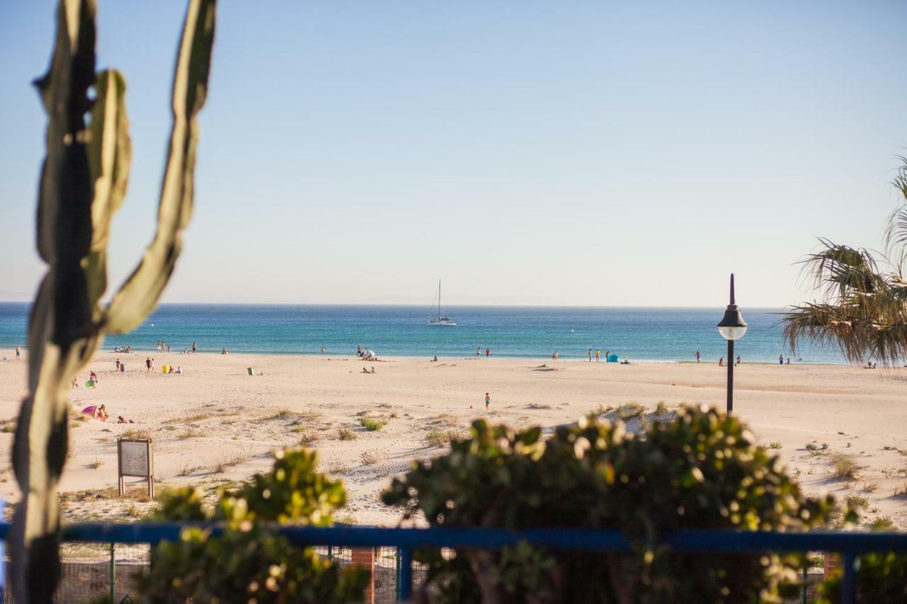 Tarifa Cozy House - Beach Front, Pool, Parking エクステリア 写真